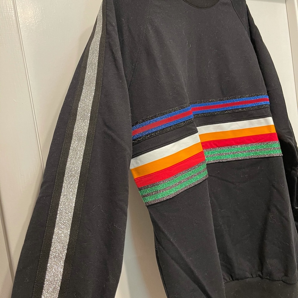 Rainbow oversized black sweatshirt